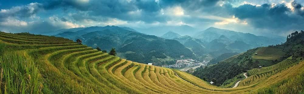 asia 1807582 960 720 orig landscape with terraced fields, mountains and cloudy sky